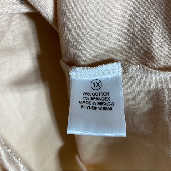 🆕 GODDESS Graphic Shirt - Picture 5 of 5